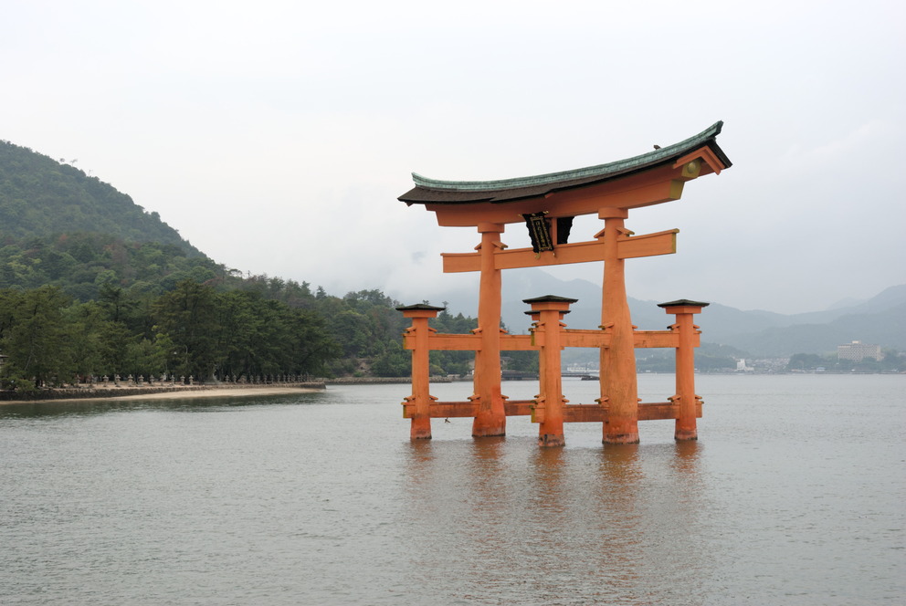 Le très fameux torii flottant